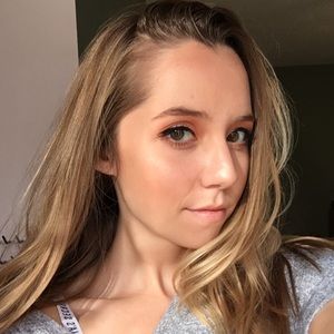 Meet your Posher, Lindsey